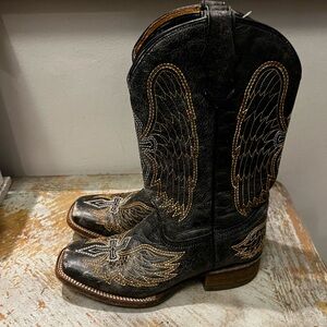 Corral Goldie Winged Cross Western Square Toe Leather Boots for Teens Size 3